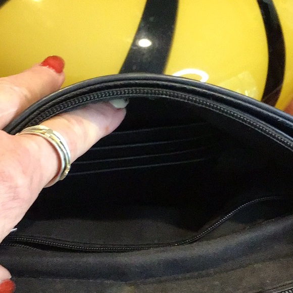 K.Carroll interchangeable cross/ shoulder vegan leather purse - Picture 7 of 10